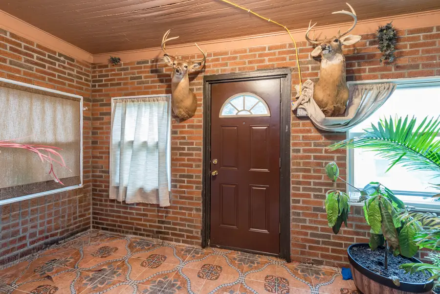 418 Lawn Court, Waukegan, IL 60085 - #3