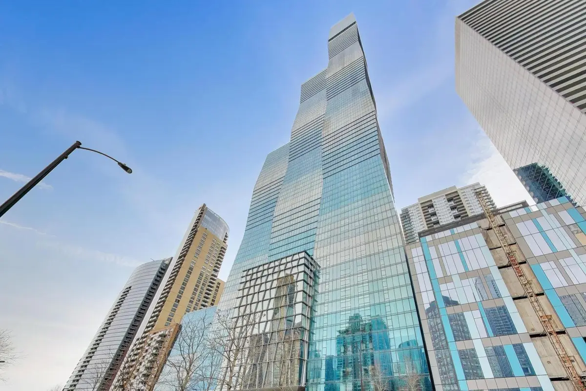 363 E Wacker Drive #2702, Chicago, IL 60601 - #1
