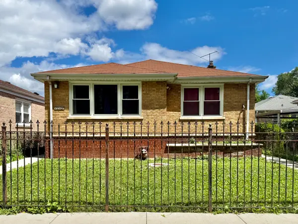3842 W Argyle Street, Chicago, IL 60625