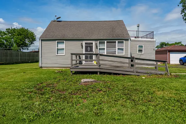 8638 Central Avenue, Burbank, IL 60459
