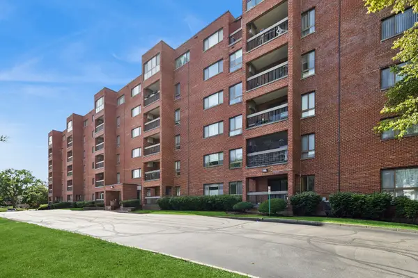 701 Forum Square #108, Glenview, IL 60025