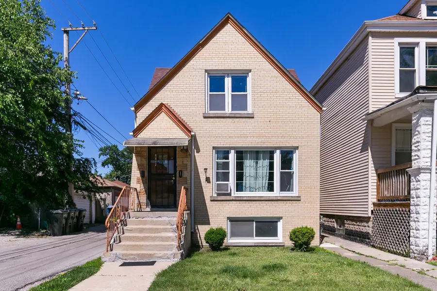 6842 S Campbell Avenue, Chicago, IL 60629 - #2