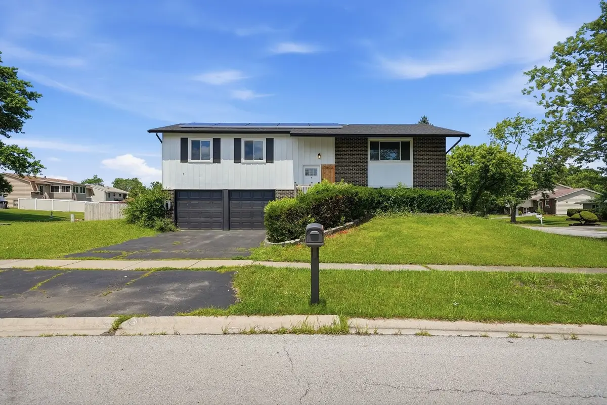 17800 Central Park Avenue, Country Club Hills, IL 60478 - #1