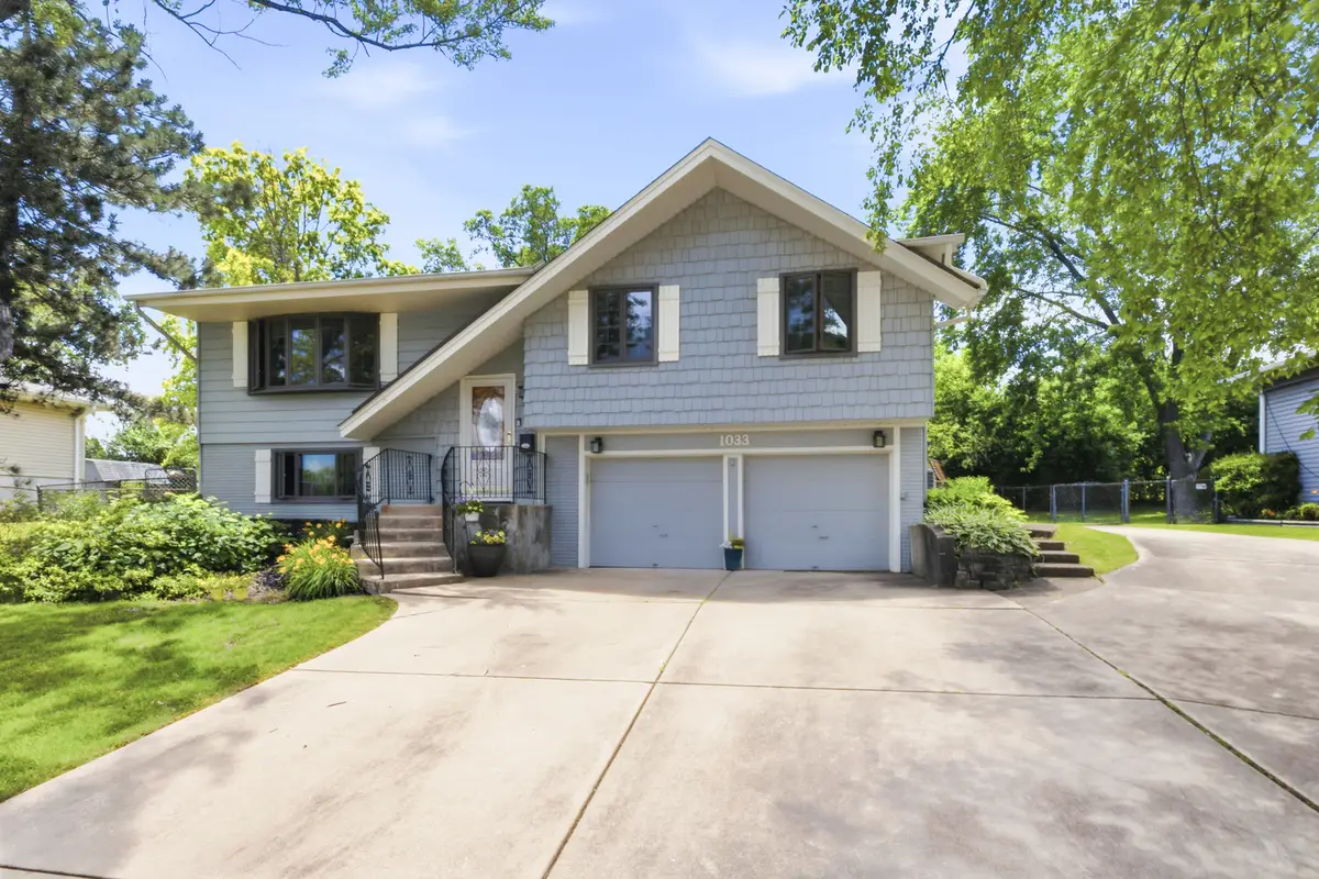 1033 Lowell Lane, Schaumburg, IL 60193 - #1