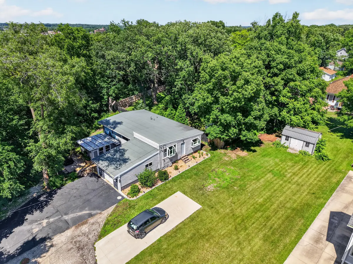 300 Adams Street, Ottawa, IL 61350 - #1