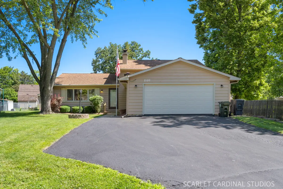 2120 Meadow Drive, Lindenhurst, IL 60046 - #1