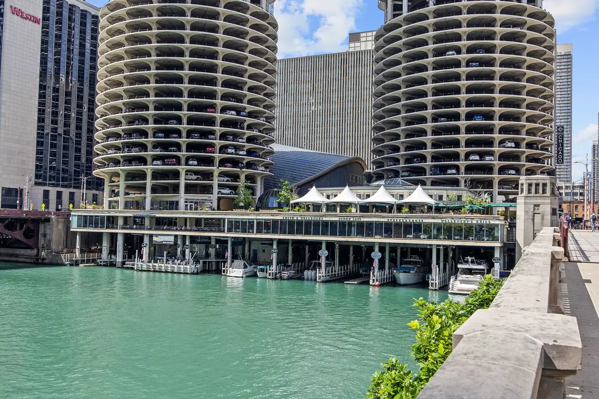 300 N State Street #5618, Chicago, IL 60654 - #1