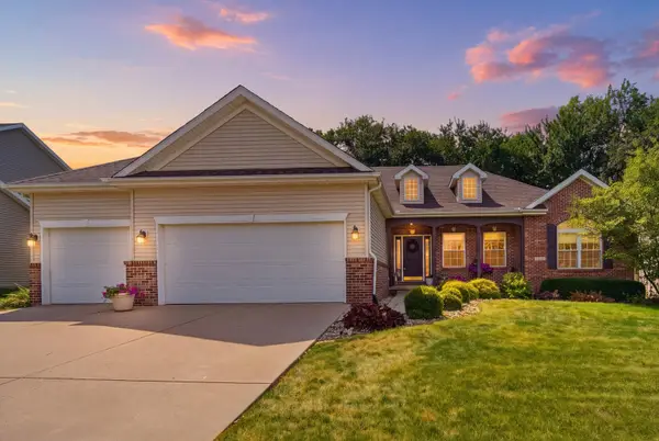 2107 Ridge Creek Drive, Bloomington, IL 61705