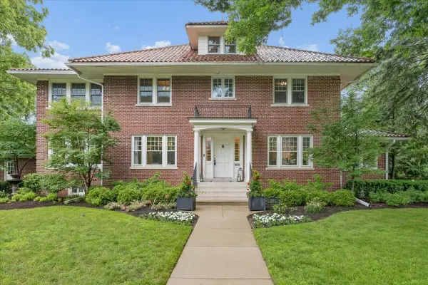 1141 Sheridan Road, Wilmette, IL 60091