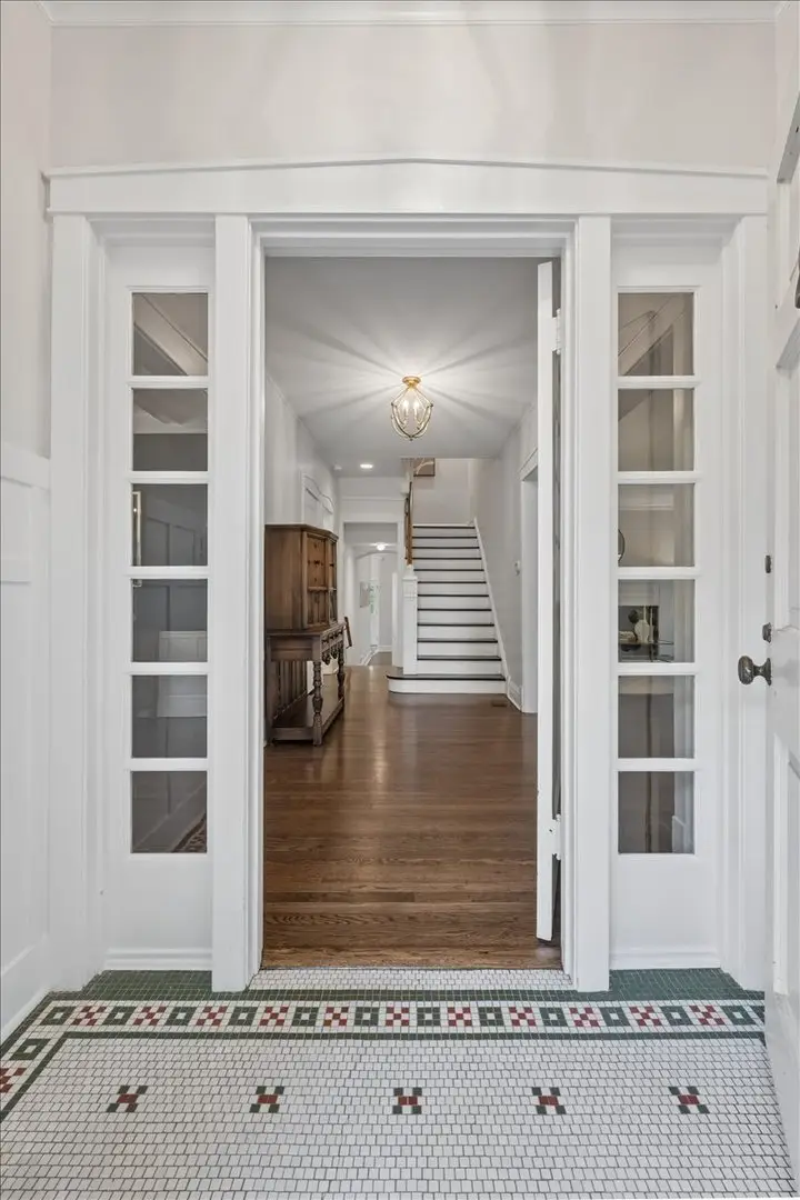 Address Withheld By Seller, Wilmette, IL 60091 - #3