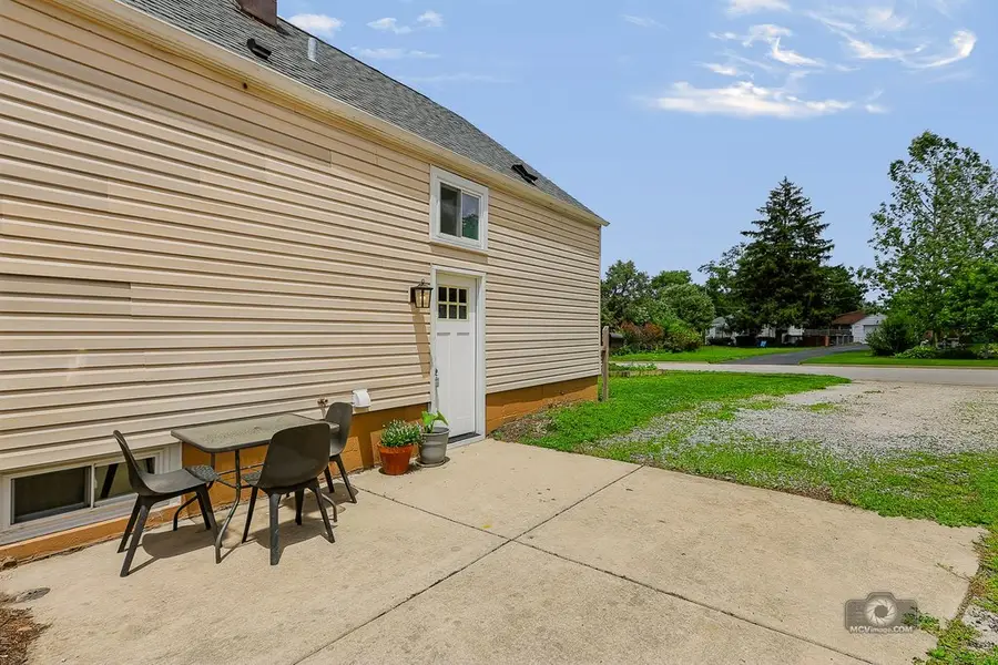 707 E 9th Street, Lockport, IL 60441 - #2