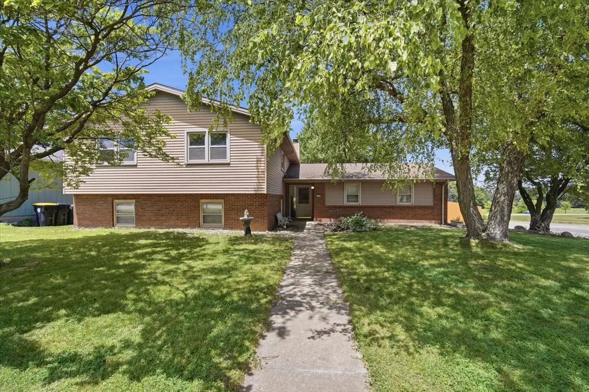 1428 Hanson Drive, Normal, IL 61761 - #1