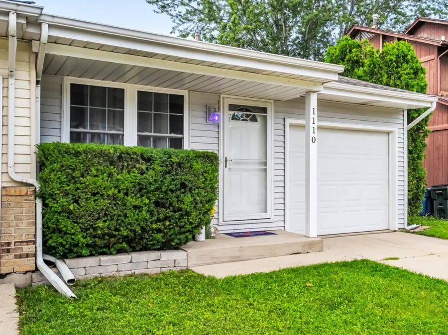 1110 Riverwood Drive, Algonquin, IL 60102 - #3