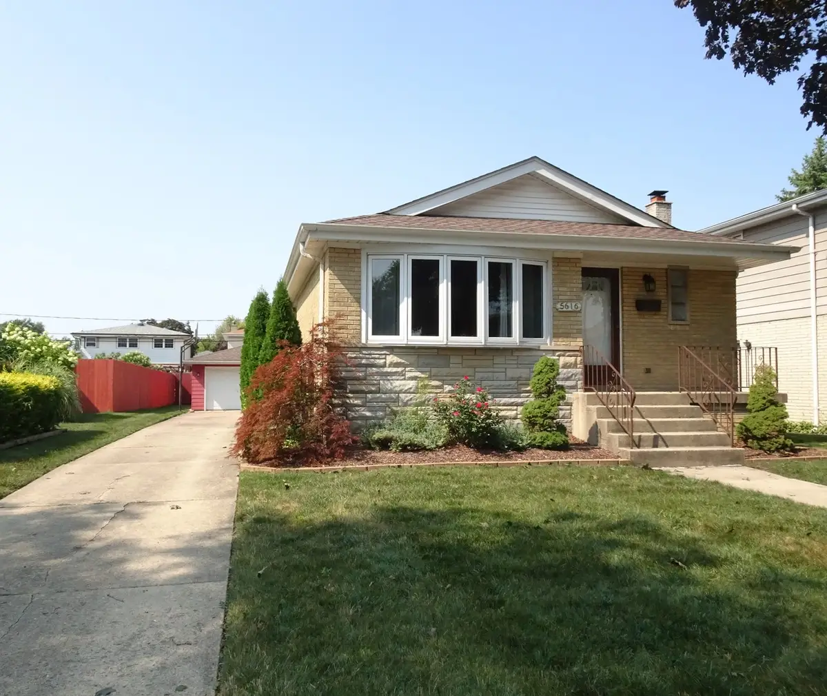 5616 W 100th Street, Oak Lawn, IL 60453 - #1