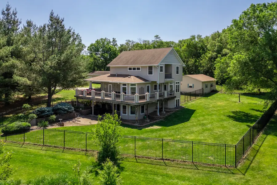463 40th Street, East Moline, IL 61244 - #3