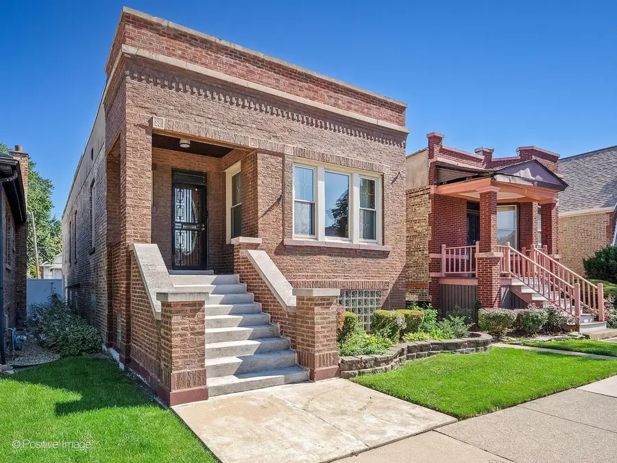 6427 27th Place, Berwyn, IL 60402 - #2