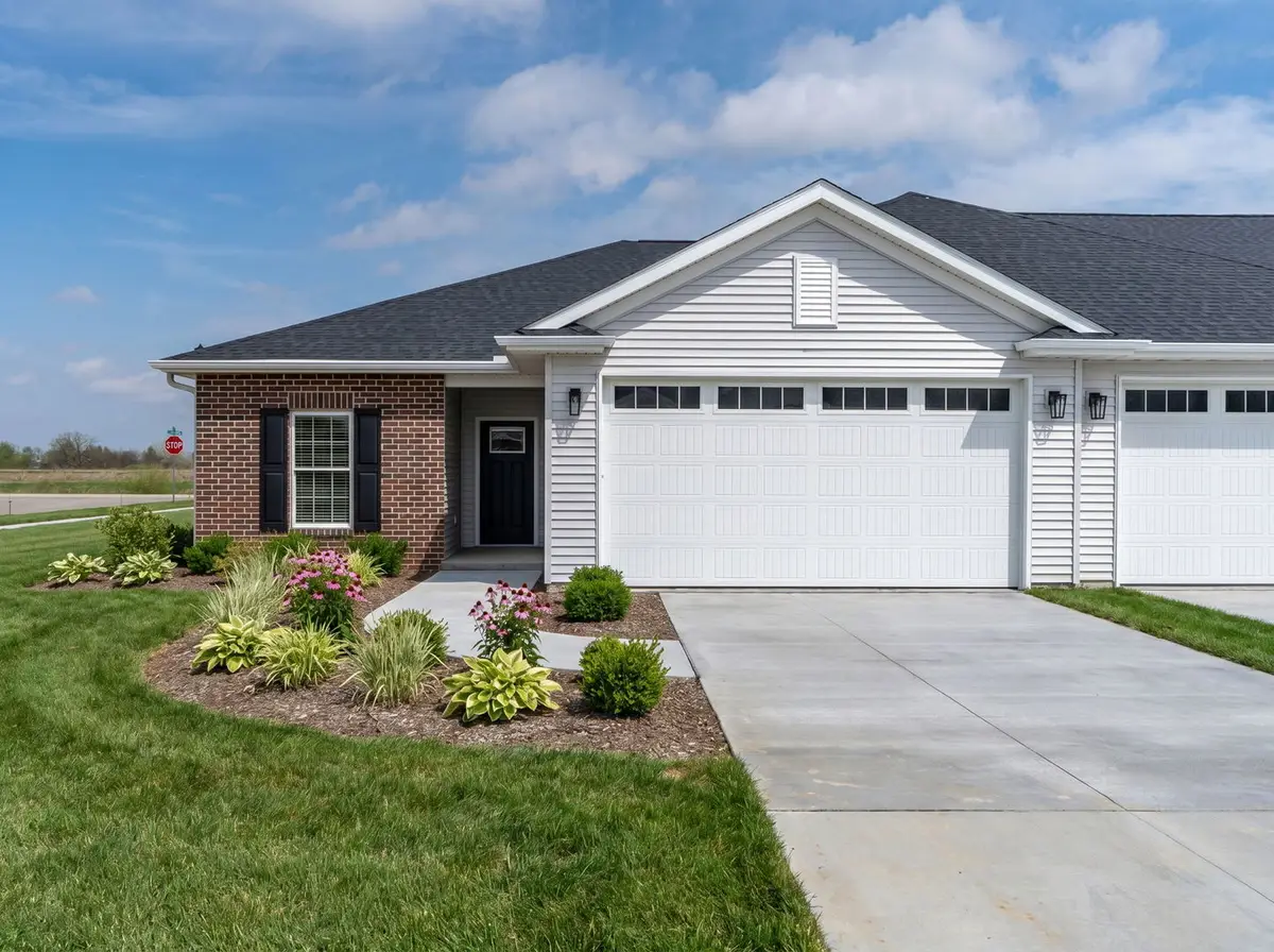 38 Frank Court, Le Claire, IA 52753 - #1