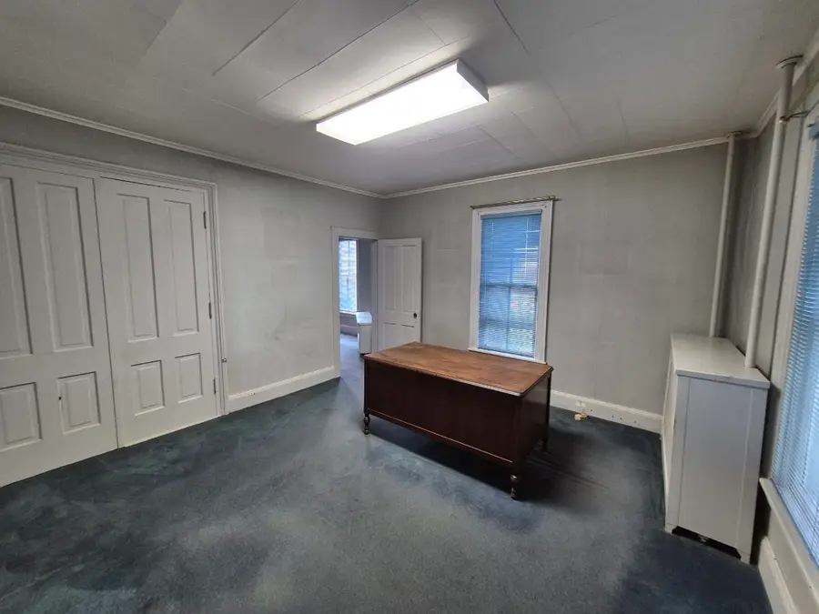 117 S Chestnut Street, Kewanee, IL 61443 - #3