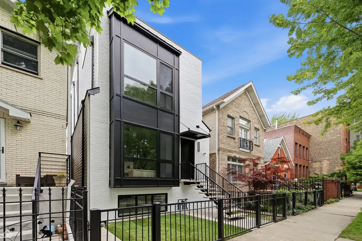 2156 N Claremont Street, Chicago, IL 60647 - #1