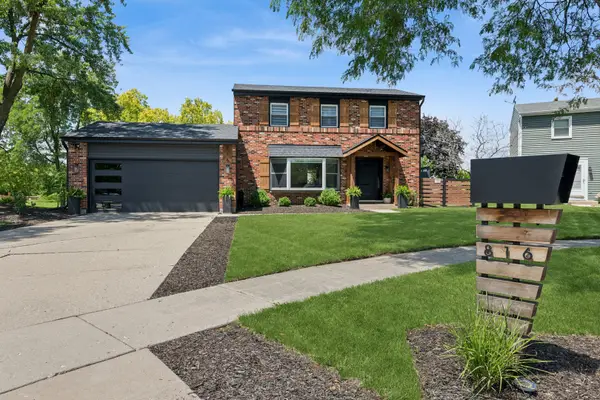 816 Adler Court, Schaumburg, IL 60194
