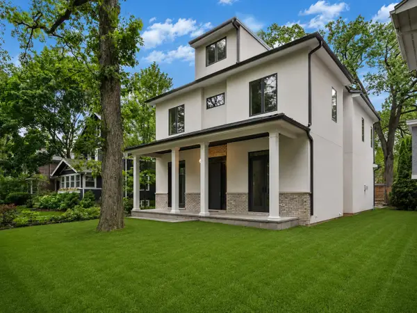 414 Laurel Avenue, Wilmette, IL 60091