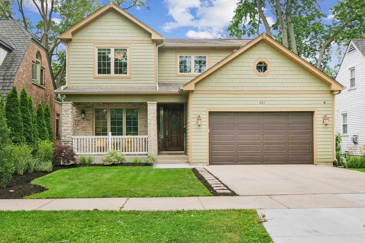 824 N Ridge Avenue, Arlington Heights, IL 60004 - #1