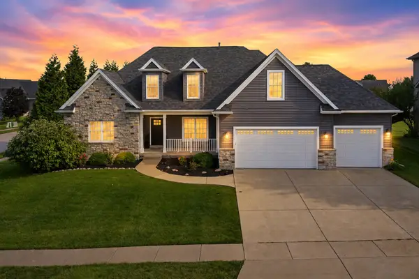 5089 Wyndham Court, Bettendorf, IA 52722
