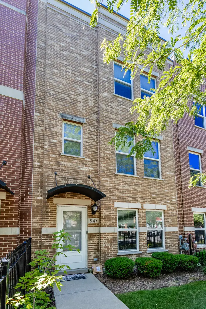 947 W 36th Street, Chicago, IL 60609 - #1