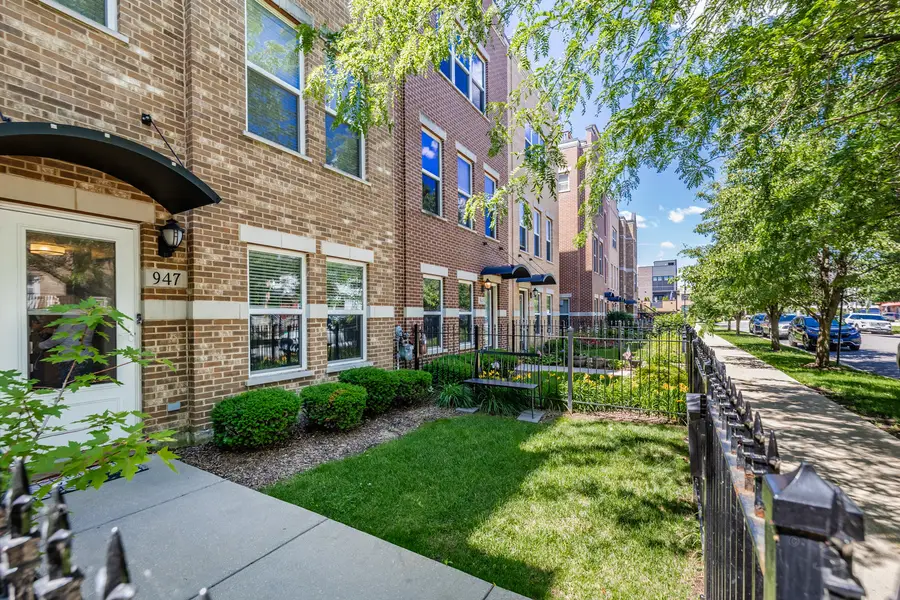 947 W 36th Street, Chicago, IL 60609 - #2