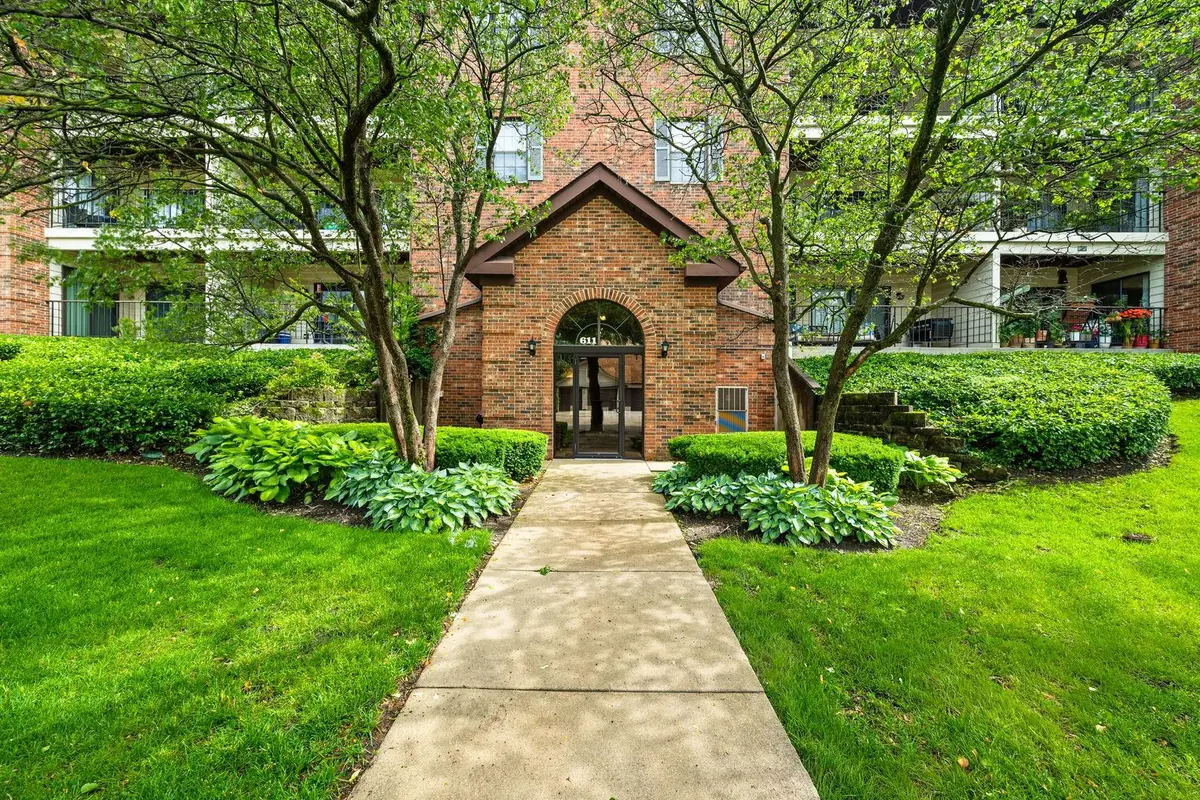 611 Hapsfield Lane #306, Buffalo Grove, IL 60089 - #1
