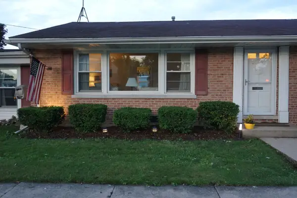 556 Crestwood Drive, Des Plaines, IL 60016