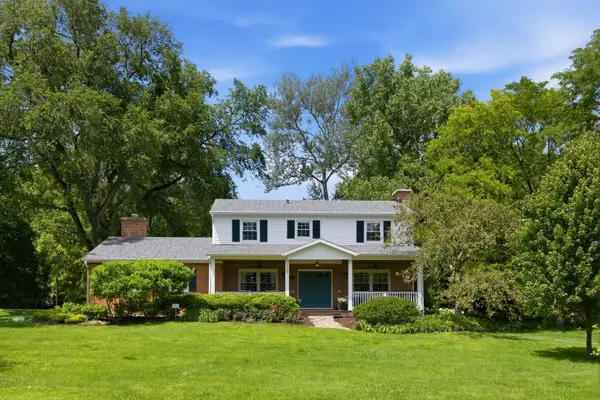 228 Stratford Lane, Inverness, IL 60010