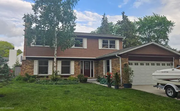 17515 W Winnebago Drive, Grayslake, IL 60030