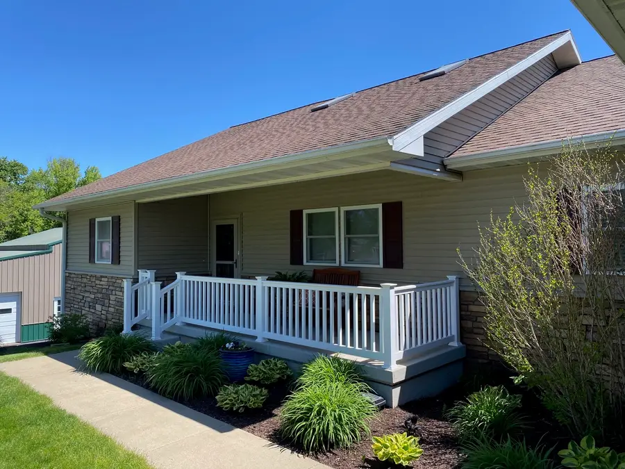 9699 Il Route 84, Savanna, IL 61074 - #2