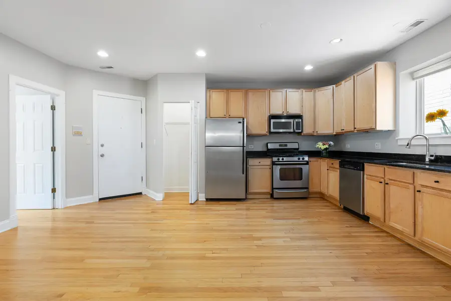 6819 N Lakewood Avenue #3E, Chicago, IL 60626 - #3