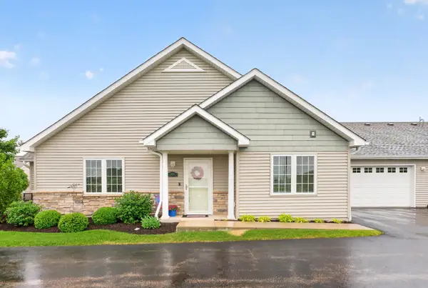 2045 Somerset Lane #2045, Sycamore, IL 60178