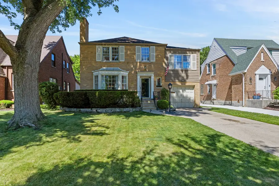 731 Selborne Road, Riverside, IL 60546 - #3