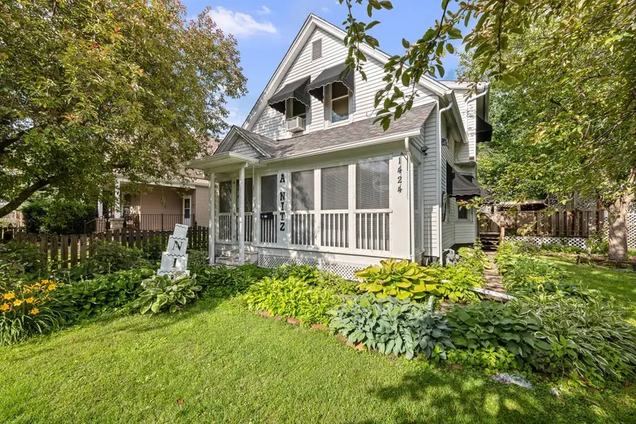 1424 11th Street A, Moline, IL 61265 - #3