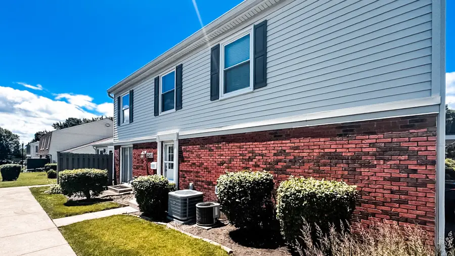2203 Cardinal Court #2203, Schaumburg, IL 60194 - #3