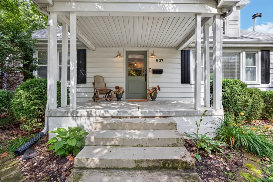 907 N Oak Street, Normal, IL 61761 - #2