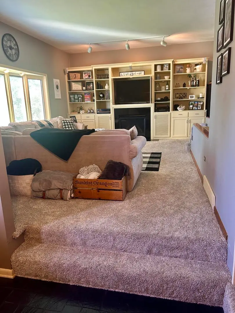 672 W Karen Drive, Decatur, IL 62526 - #2