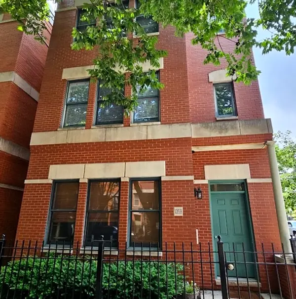1359 W Fillmore Street #B, Chicago, IL 60607