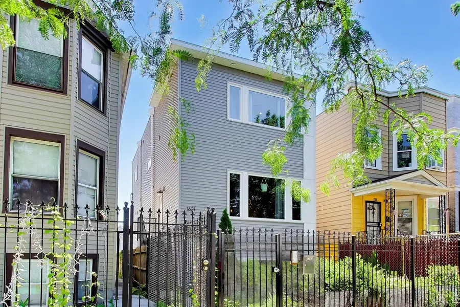 1621 N Spaulding Avenue, Chicago, IL 60647 - #2