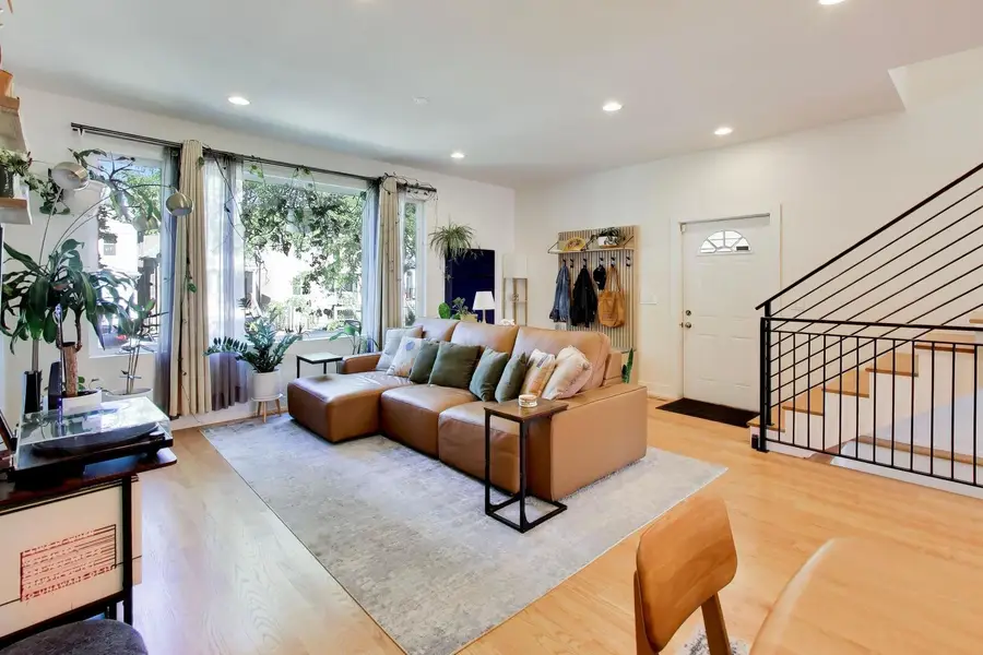 1621 N Spaulding Avenue, Chicago, IL 60647 - #3