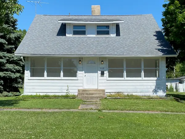 208 N Wood Street, Gibson City, IL 60936