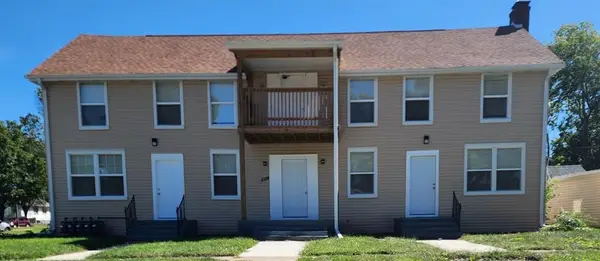 2304 S 4th Street, Rockford, IL 61104