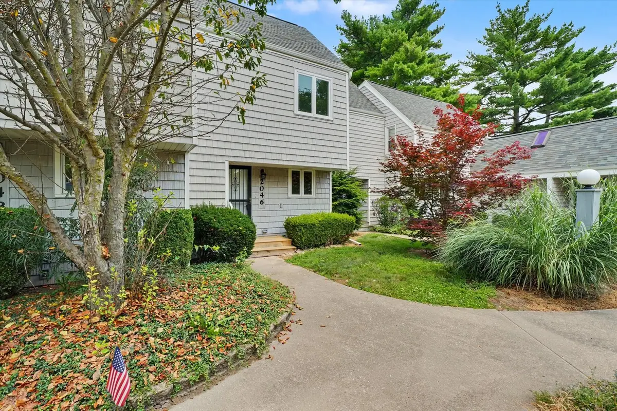 2046 Blackthorn Drive #2046, Champaign, IL 61821 - #1