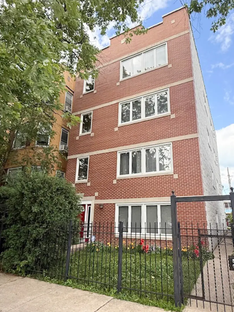 6051 N Mozart Street #4, Chicago, IL 60659 - #1