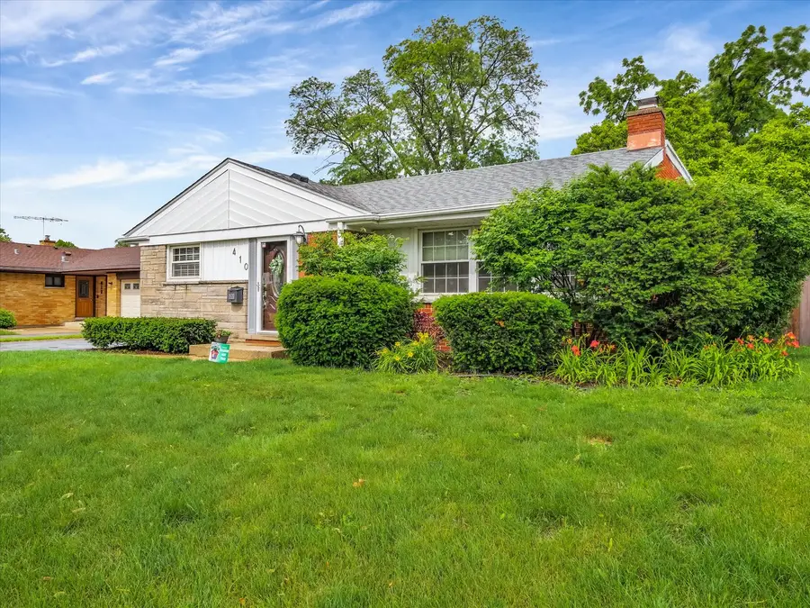 410 E Huntington Lane, Elmhurst, IL 60126 - #3