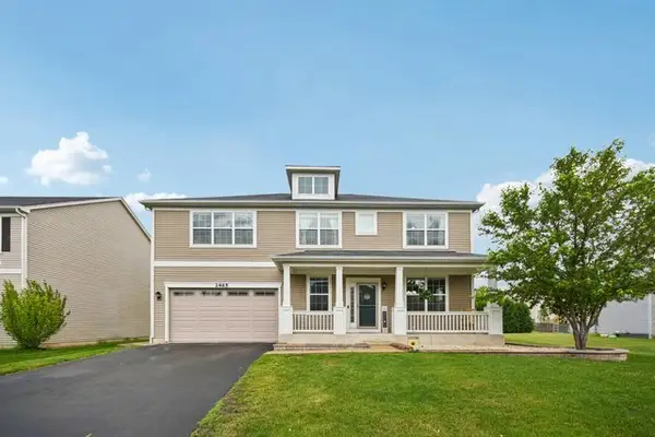 2465 Heron Lane, Wauconda, IL 60084